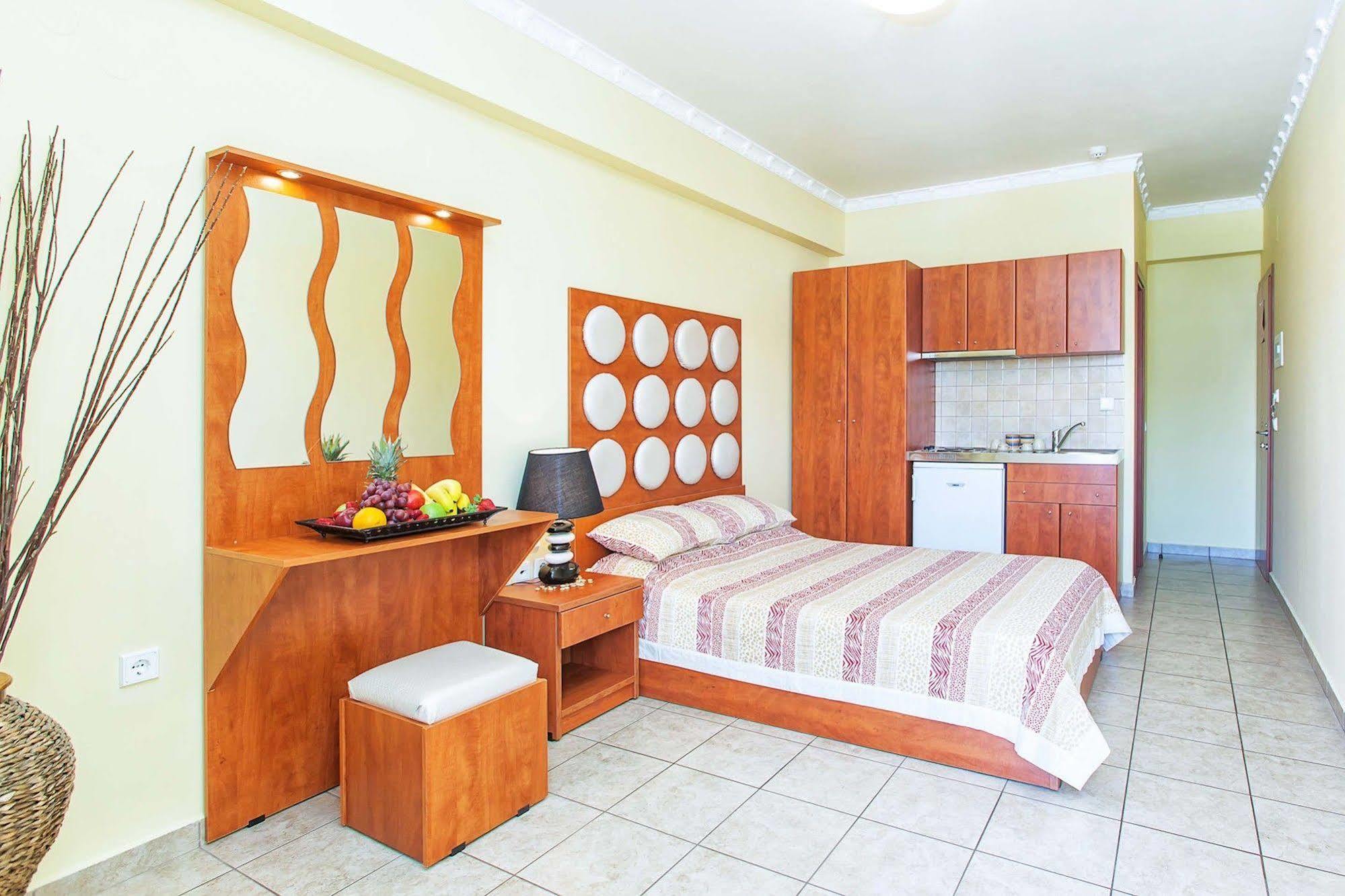 Ferienwohnung Casa Di Mare Poseidon Olympiakí Aktí Exterior foto
