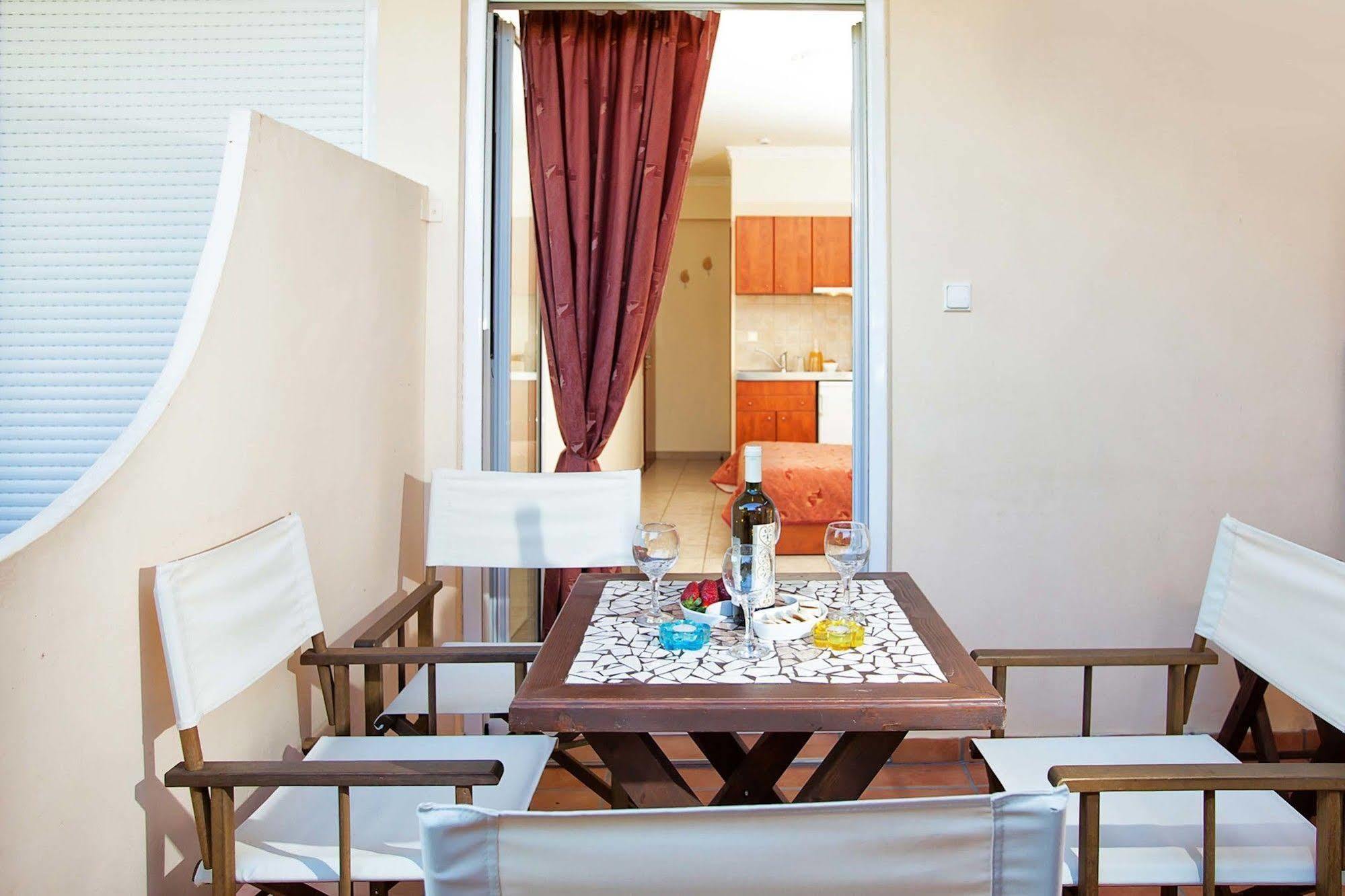 Ferienwohnung Casa Di Mare Poseidon Olympiakí Aktí Exterior foto